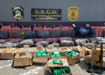 Polícia prende trio e apreende armas e quase 3 toneladas de drogas no Amazonas