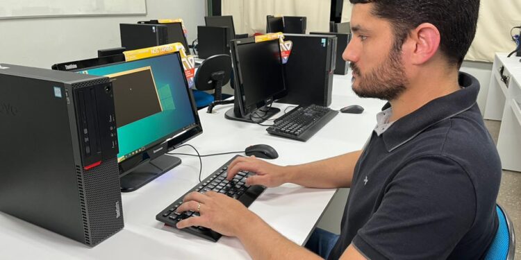 Dia Internacional da Segurança na Internet alerta para prevenção de crimes no ambiente virtual
