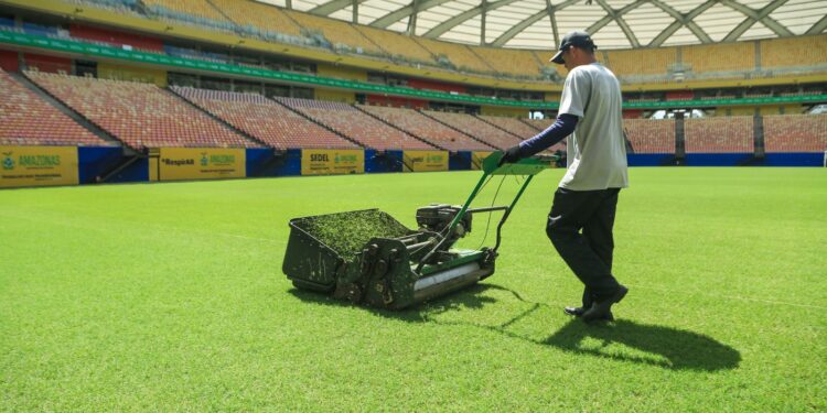 Reparos e manutenções preparam a Arena da Amazônia para jogo entre Vasco e Audax