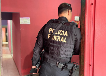 Em Itacoatiara, PF investiga crimes de redução a condição análoga a de escravizado