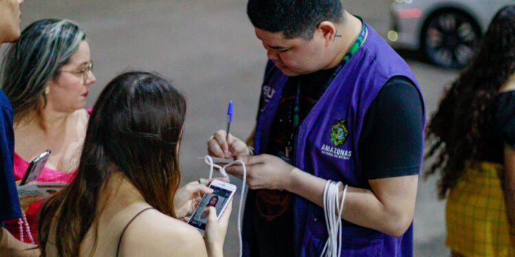 Carnaval na Floresta: crianças menores de 12 anos não poderão assistir às apresentações do Carnaboi 2024