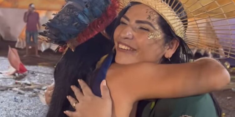 Coroado defendeu enredo: “O Coroado traz Anne Moura: A icamiaba, filha desse chão!”