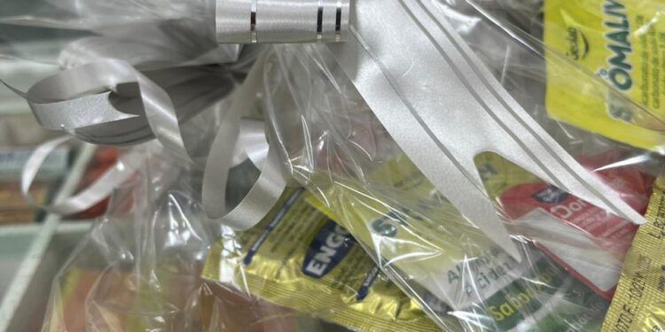 Automedicação no carnaval: os riscos do uso exagerado dos “Kits Ressaca” durante a folia 