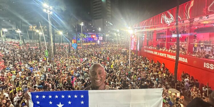 Após sucesso em Salvador durante o carnaval, Dennys Salvador retorna à Manaus para cumprir agenda de shows