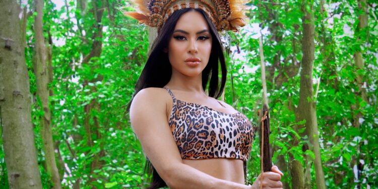 Torcida da amazonense Isabelle Nogueira se reúne para acompanhar o Big Brother Brasil desta terça-feira