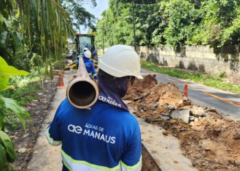 Trata Bem Manaus: Obras de implantação de mais de 2 mil metros de redes de esgoto chegam à Ponta Negra