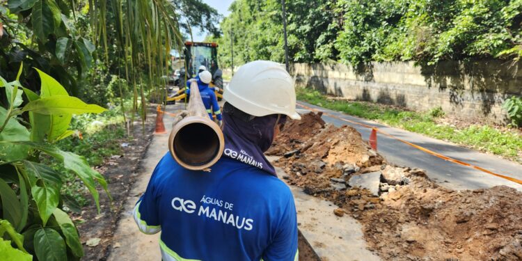 Trata Bem Manaus: Obras de implantação de mais de 2 mil metros de redes de esgoto chegam à Ponta Negra
