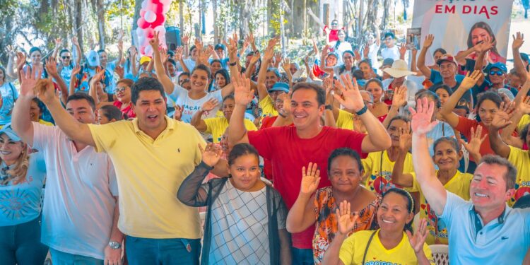 Pré-candidato a prefeito de Parintins participa de ação social na Vila Amazônia
