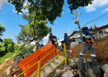 Mais de 2 mil moradores do bairro Novo Aleixo recebem estrutura de rede de esgoto por meio do Trata Bem Manaus