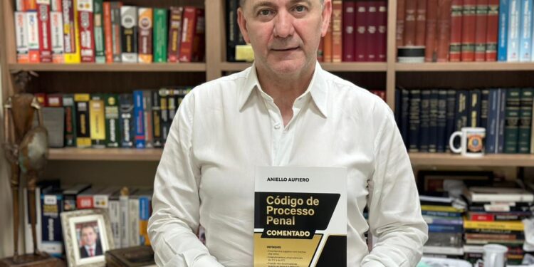 Advogado amazonense lança obra inédita sobre Direito Processual em Manaus