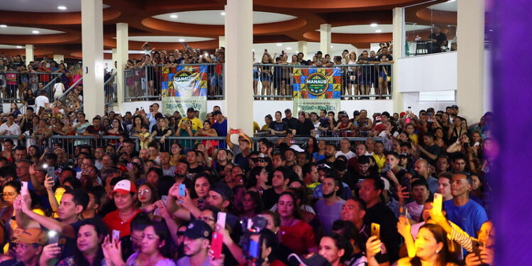 Casa de Praia Zezinho Corrêa sedia show gratuito da banda paraense Warilou e outros artistas