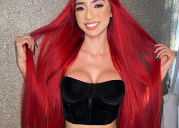 Neste sábado (2), influenciadora Ruivinha de Marte inaugura nova loja no Shopping Manaus ViaNorte