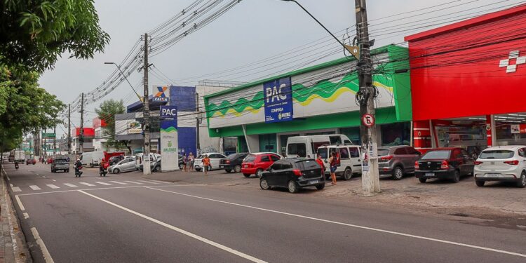 Governo do Amazonas abre posto do Tribunal de Justiça no PAC Compensa