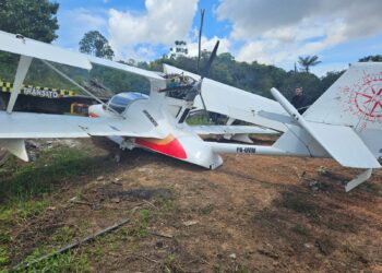 No Amazonas, PM apreende avião e 100 quilos de drogas