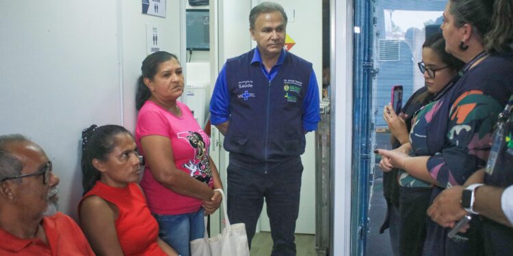 Anoar Samad pede demissão do cargo de secretário da Saúde