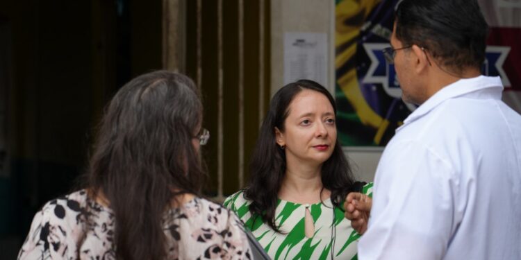 ‘Ensina-me a Sonhar’: Defensoria promove bate-papo sobre arte e audiovisual em Centro Socioeducativo de Manaus com o ator Adanilo