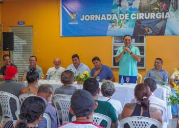 Em Parintins, parlamentar destaca jornadas de cirurgias