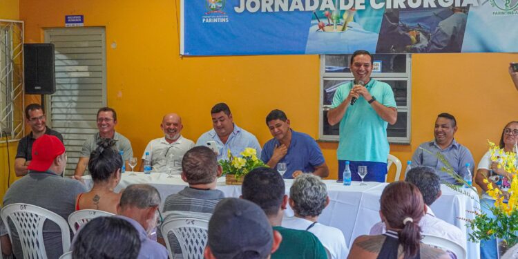 Em Parintins, parlamentar destaca jornadas de cirurgias