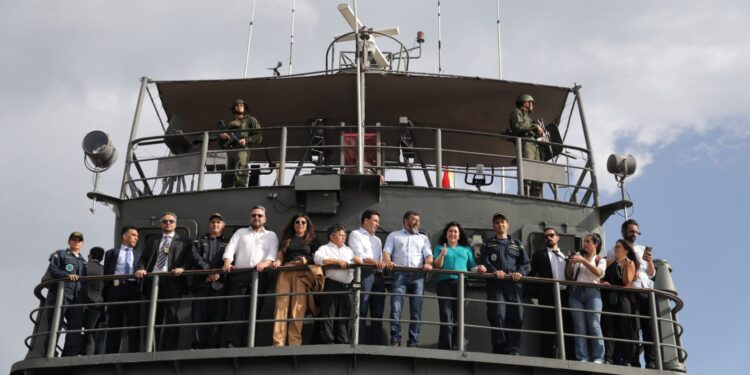 Wilson Lima destaca impacto logístico para ZFM de nova rota comercial entre Amazonas e o Pacífico