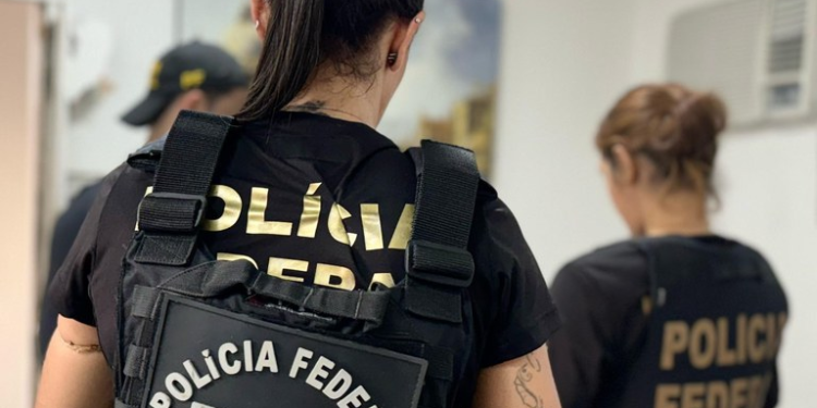 Em Manaus, PF combate aliciamento e financiamento de ‘mulas’ para o tráfico de drogas