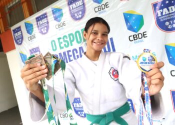 Judoca Aliany Silva, de Carauari-AM, celebra medalhas no Brasileiro Regional e na seletiva dos JEB’s