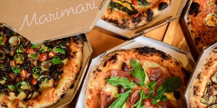 Restaurante Marimari inicia novo serviço, com disponibilização de pizzas artesanais pelo Ifood