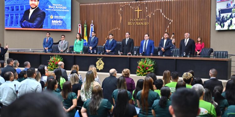 Conselheiro do TCE-AM prestigia homenagem da Aleam ao empresário Mário Jorge Bulbol Abrahão