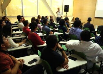 Curso amplia debate sobre uso da Inteligência Artificial em auditorias no interior do Amazonas
