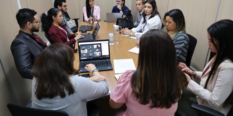 TCE-AM participa de reunião interinstitucional na Seduc para definição do cálculo do ICMS Educação