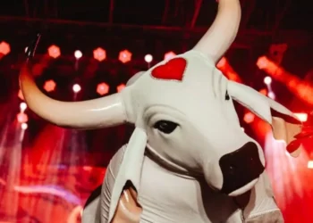 Show do Boi Garantido acontece neste sábado, 18, na Zona Leste