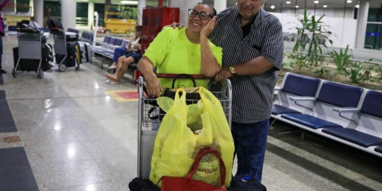 Governo do Amazonas começa a trazer amazonenses que foram afetados pelas enchentes do Rio Grande do Sul
