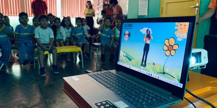 Alunos da rede municipal de ensino participam de atividades pedagógicas de prevenção a abusos sexuais