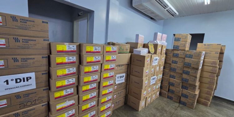 Polícia desarticula grupo que desviava medicamentos e produtos hospitalares do Amazonas