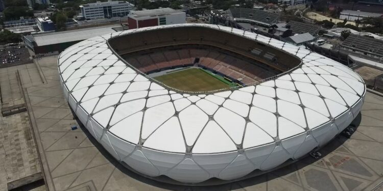 PGE-AM obtém liminar impedindo corte de energia na Arena da Amazônia