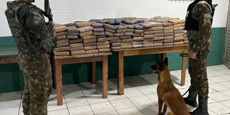 Exército apreende mais de 540kg de drogas na fronteira do Amazonas com a Colômbia