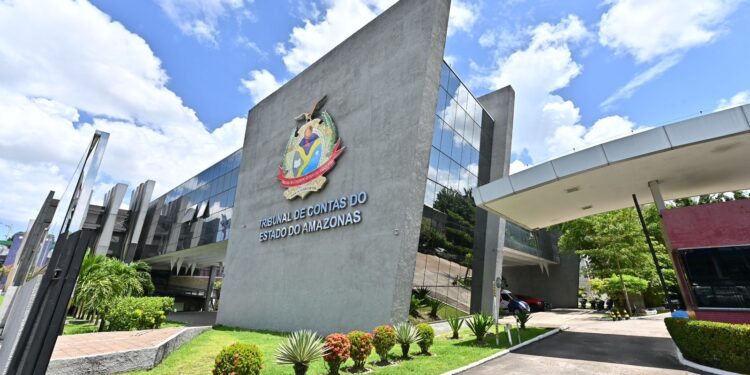 TCE-AM inova com auditoria inédita na folha de pagamento de órgão público