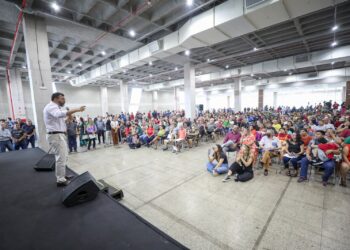 Em comemorações dos 59 anos da Suhab, governador Wilson Lima regulariza mais de 2,5 mil novas unidades habitacionais de Manaus