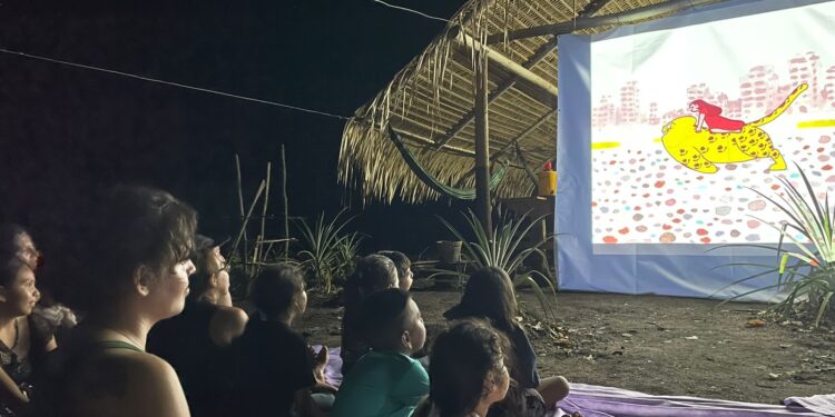 Cineclube Cine Vagalume lança programação cultural gratuita