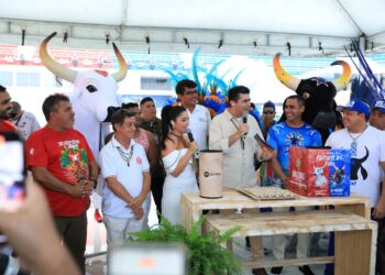 Parintins: Saiba a ordem de apresentação dos bois Caprichoso e Garantido