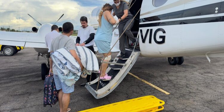 Amazonas inicia transferência para Manaus das vítimas de acidente na BR-174