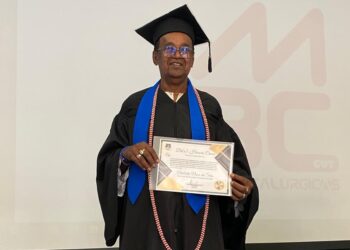 Pai Adalberto de Xangô recebe título ‘doutor honoris causa’ em São Paulo