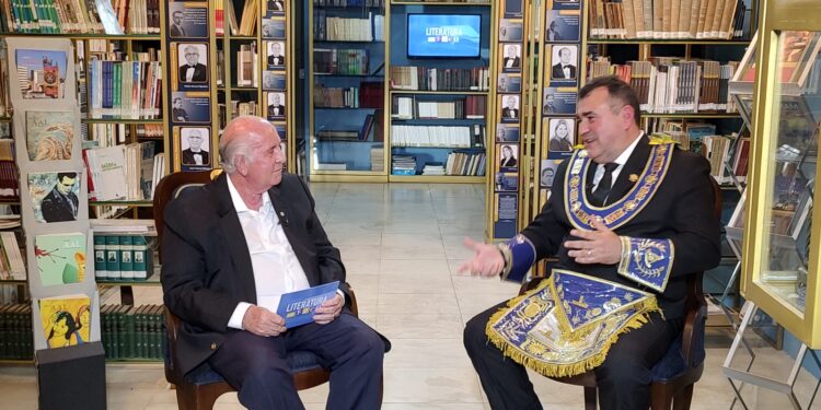 Programa aborda história da maçonaria e obras sociais no Amazonas