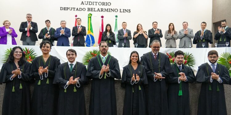 DPE-AM dá posse a sete novos defensores públicos, reforçando a atuação no interior do Amazonas