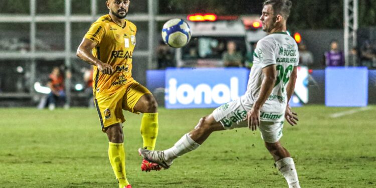 Série B: Amazonas FC encara Coritiba-PR; onde assistir
