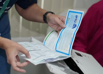 Contribuintes reclamam de aumento e cobranças indevidas do IPTU durante ação da DPE-AM