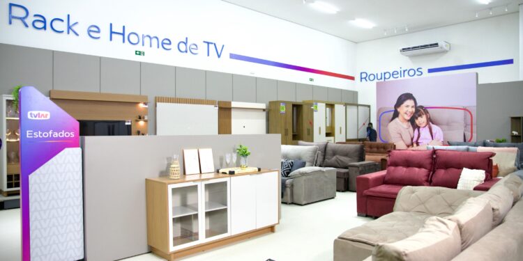 Tvlar inaugura nova loja e comemora com um fim de semana de promoções