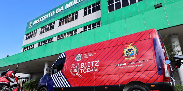 Após denúncias, Blitz do TCE-AM realiza inspeção na maternidade Dona Lindu