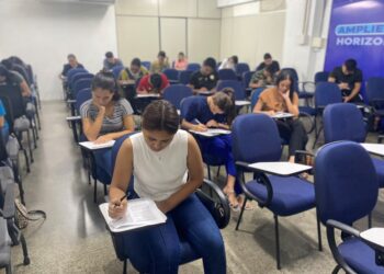 Divulgada a lista de aprovados no concurso de bolsas do Centec em Manaus. Confira