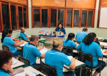 Vagas gratuitas para EJA do Sesc Amazonas permanecem abertas em Manaus e no interior 