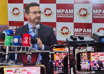 Operação do MP que investiga fraudes em licitações prende três pessoas, em Manaus